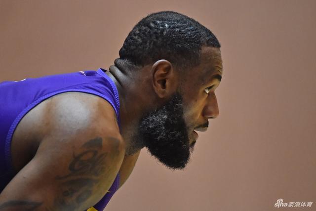 周琦8+9首钢力克宁波 邹雨宸18分北控胜吉林