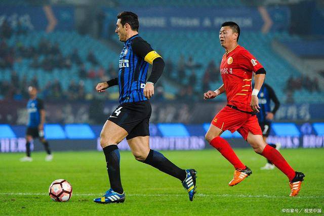 记者批姆巴佩：姆巴佩状态不像职业球员